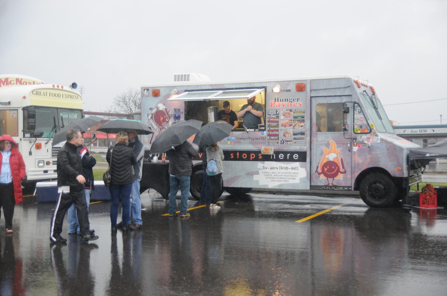 PHOTOS: Food truck extravaganza on Dorothy Lane