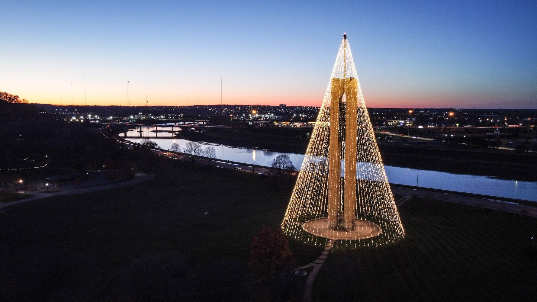 The lighting of the Carillon tree of lights
