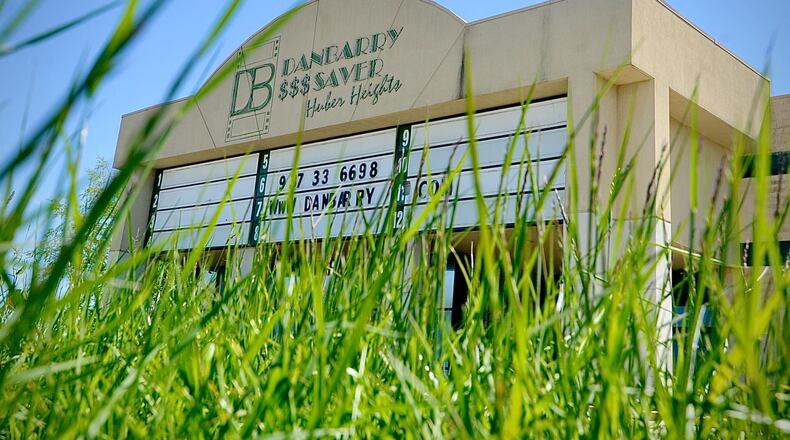 The closed Danbarry Theater in Huber Heights. MARSHALL GORBY\STAFF