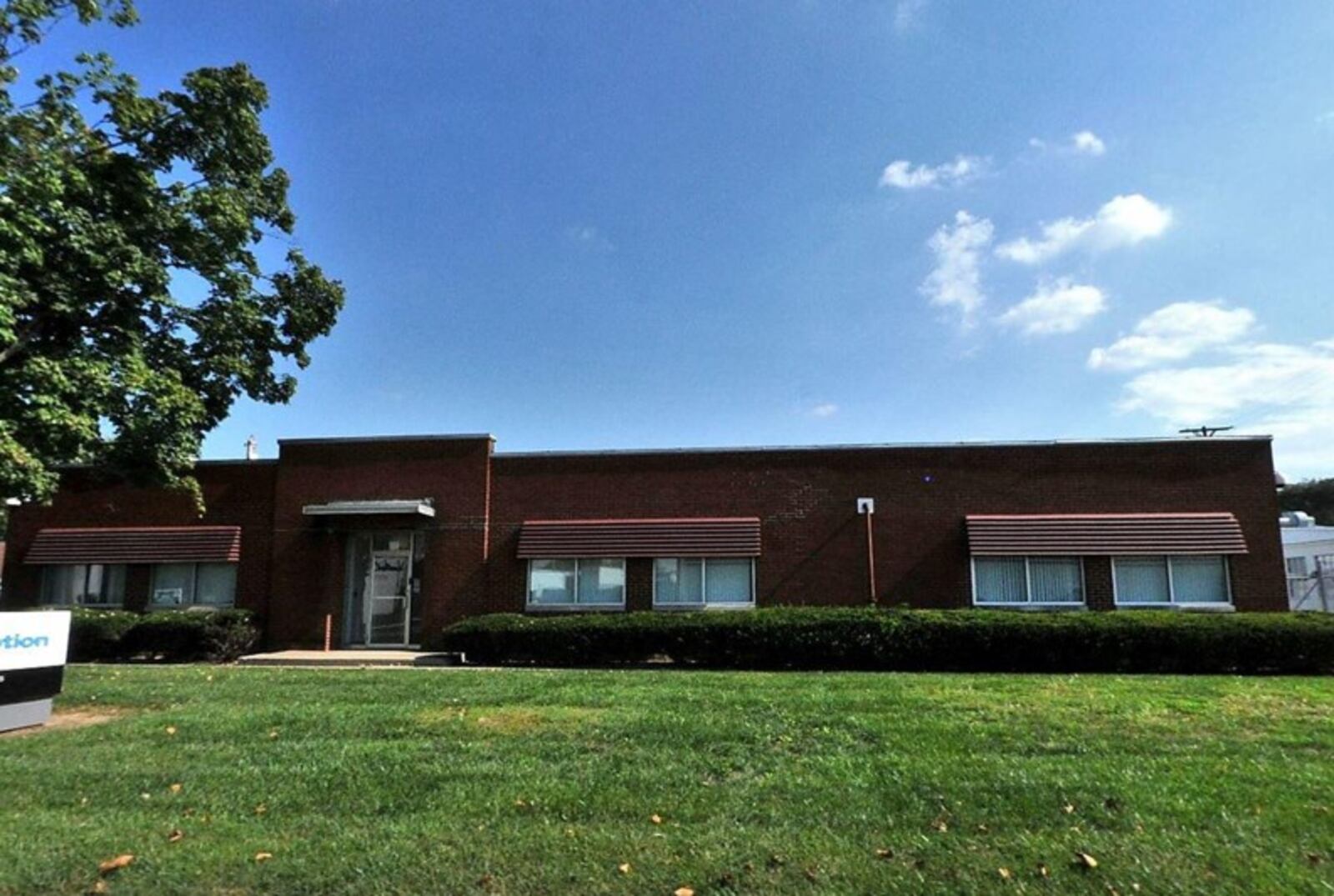 Montgomery County real estate photo of 1960 Troy St., Dayton.