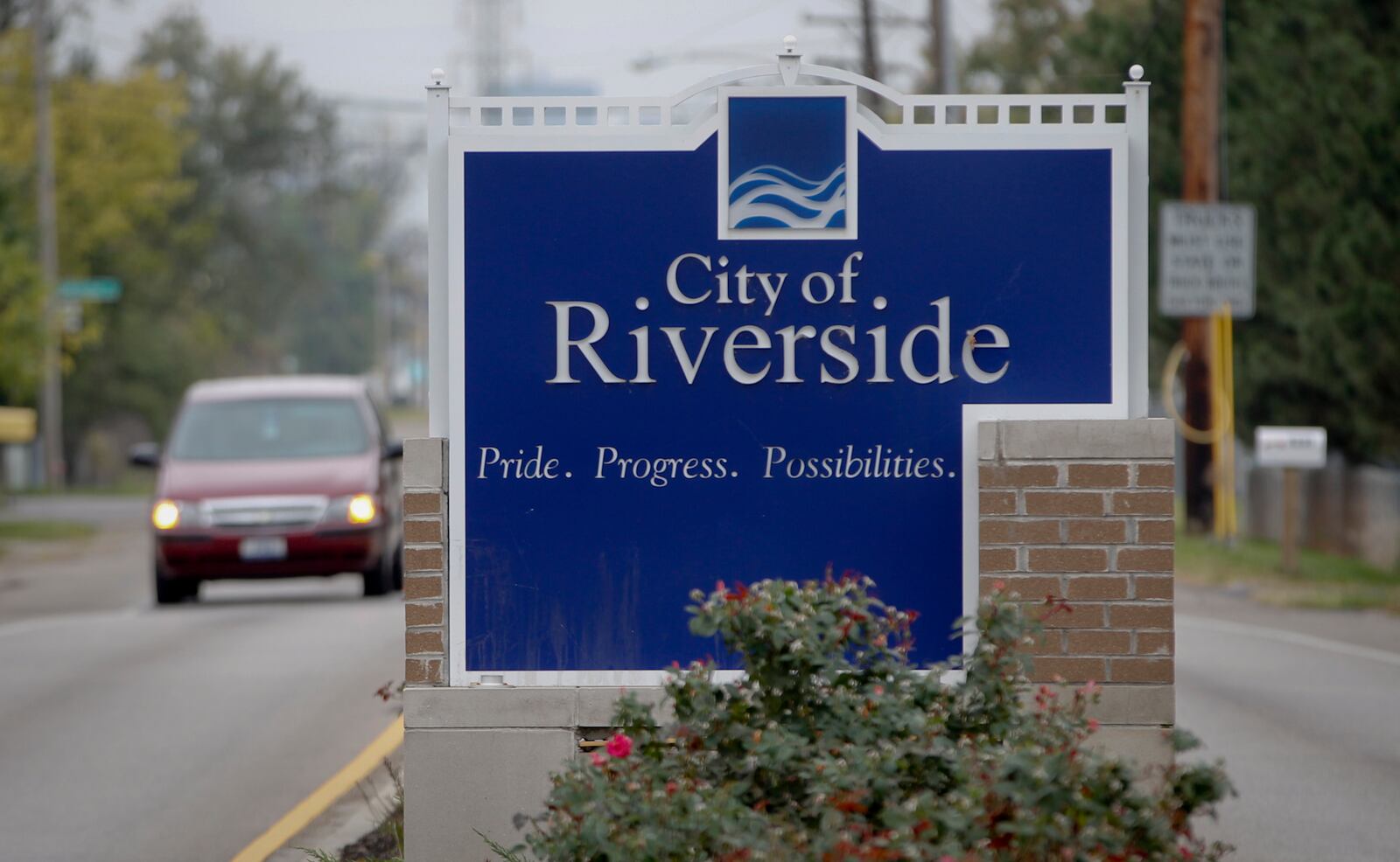 Riverside police want a liquor license hearing for a Linden Avenue business while the city plans to drop one of two liquor permits it opposes at Burkhart Road bar. FILE