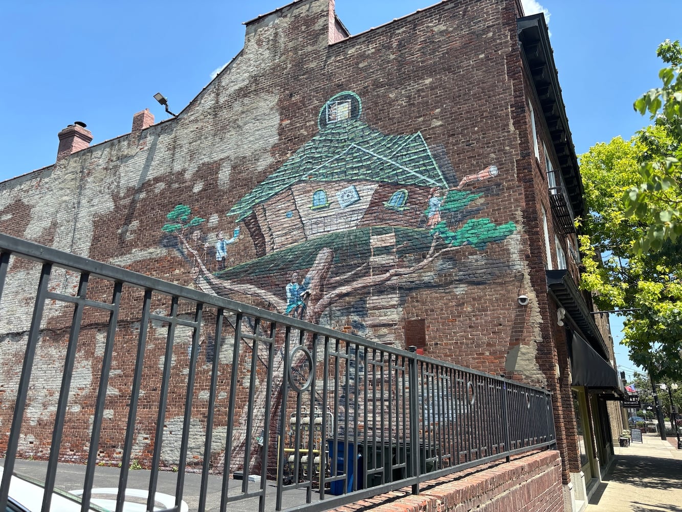 Inventors Tree House mural in the Oregon District