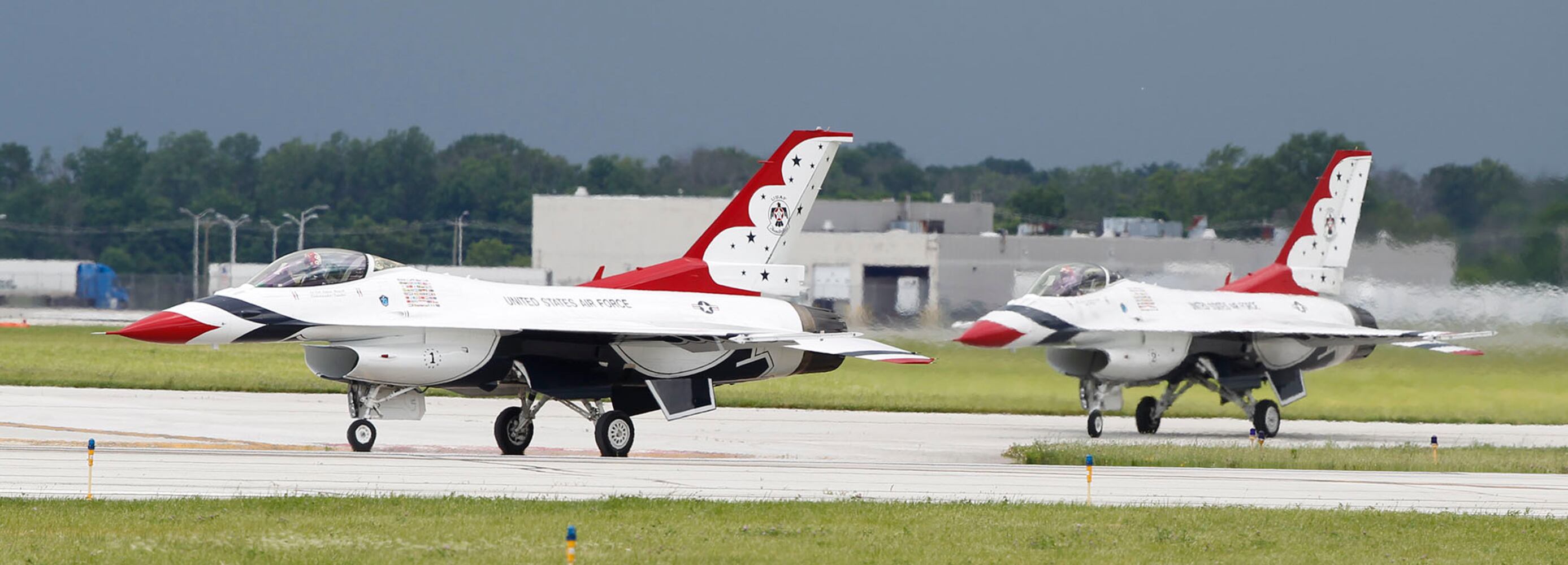 PHOTOS: The Thunderbirds jet team arrives for the Dayton Air Show