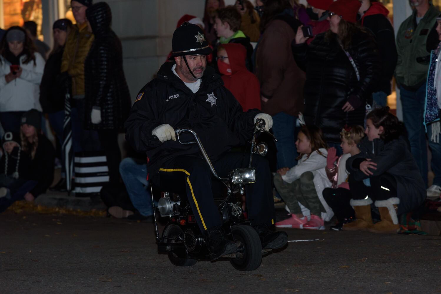 PHOTOS: Did we spot you at The Greene’s Christmas Tree Lighting and Santa Arrival Parade?