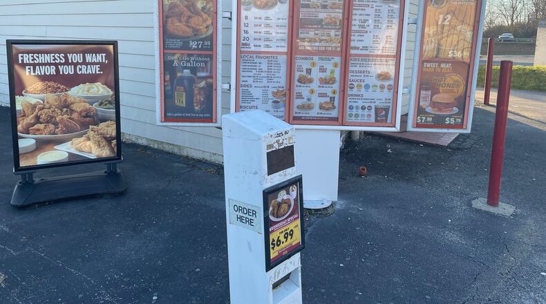 Lee's Famous Recipe Chicken is located at 550 W. Main St. in Xenia. NATALIE JONES/STAFF