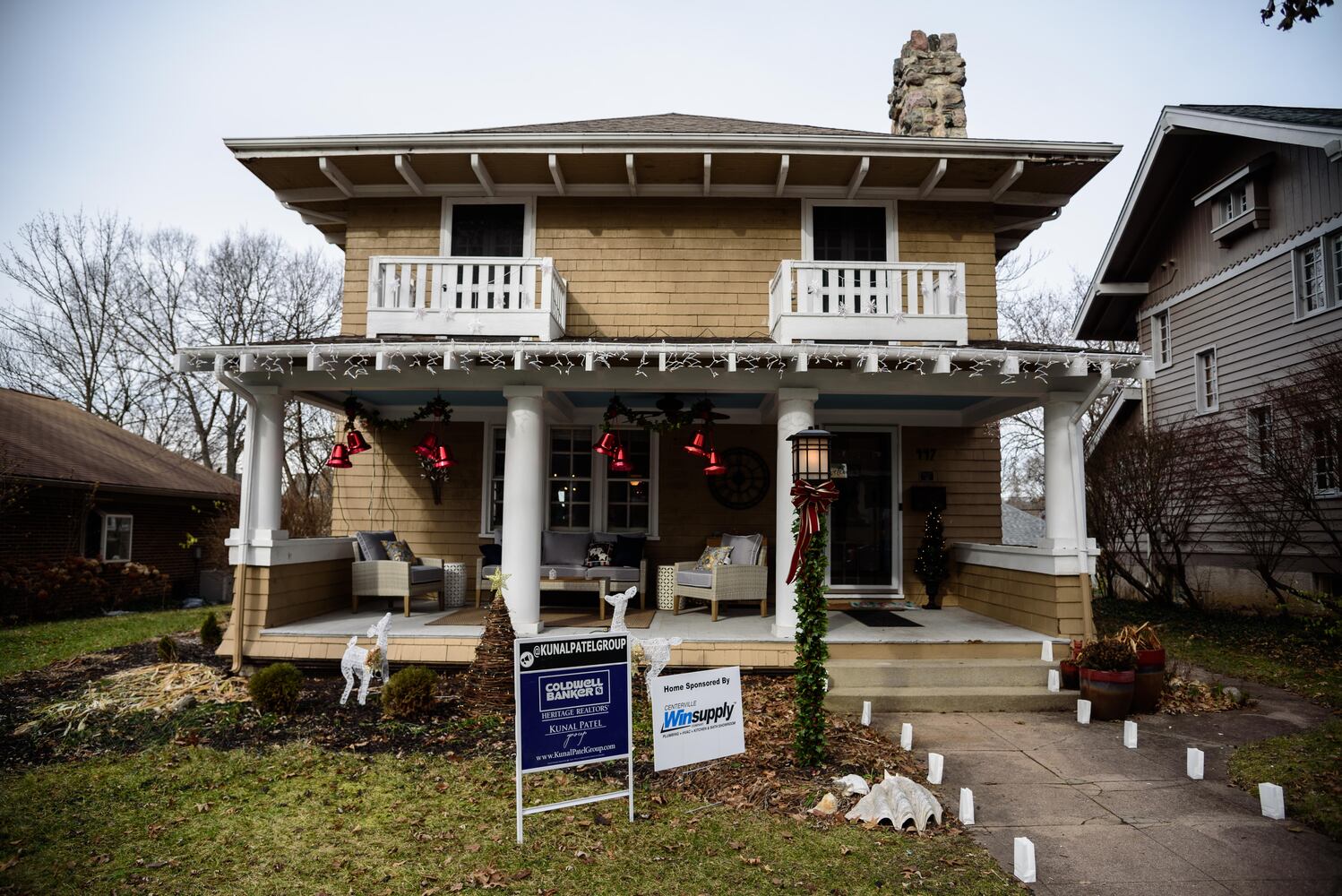PHOTOS: Inside gorgeous Oakwood homes decorated for its very first  holiday home tour