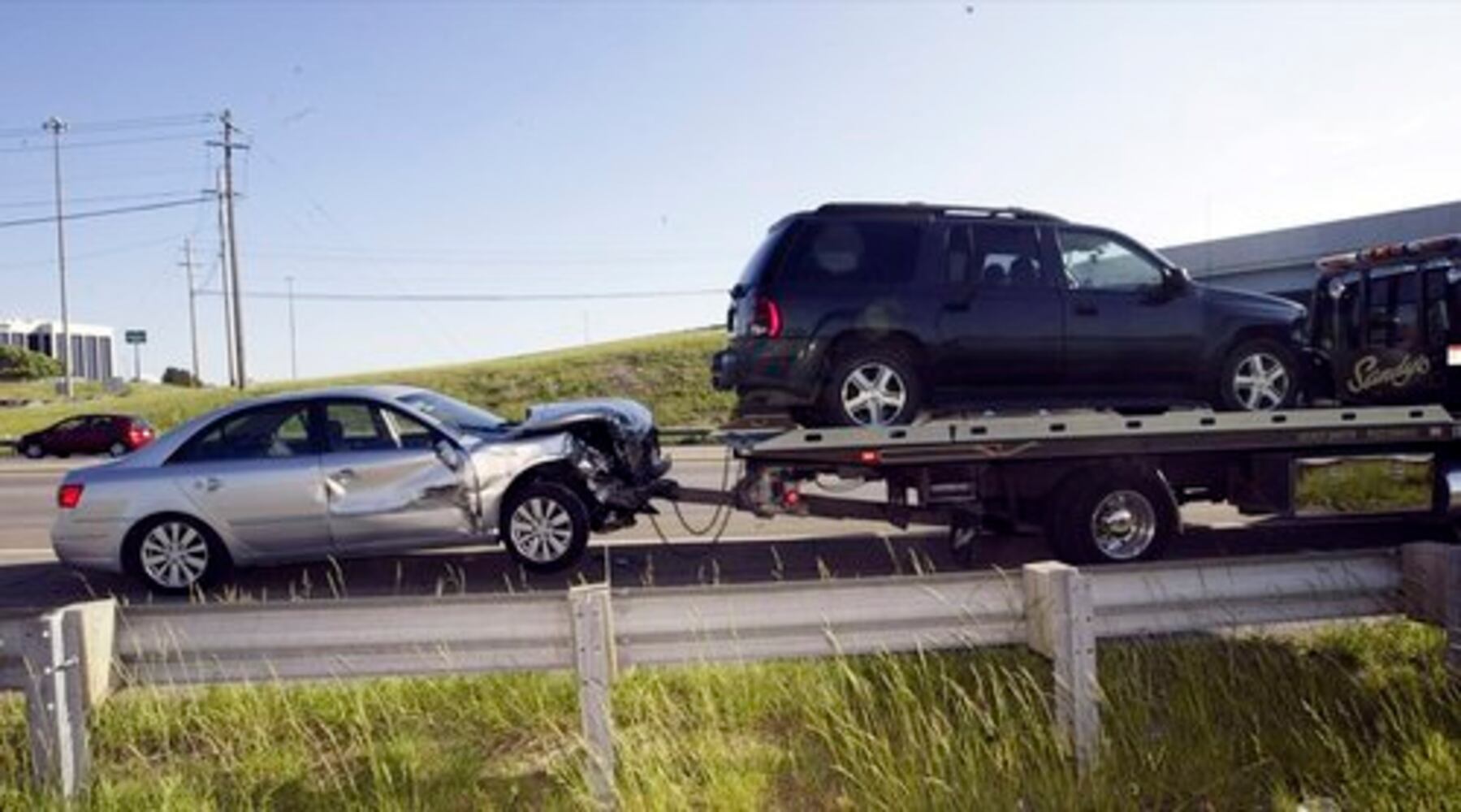 3-vehicle crash near I-75 in Miamisburg