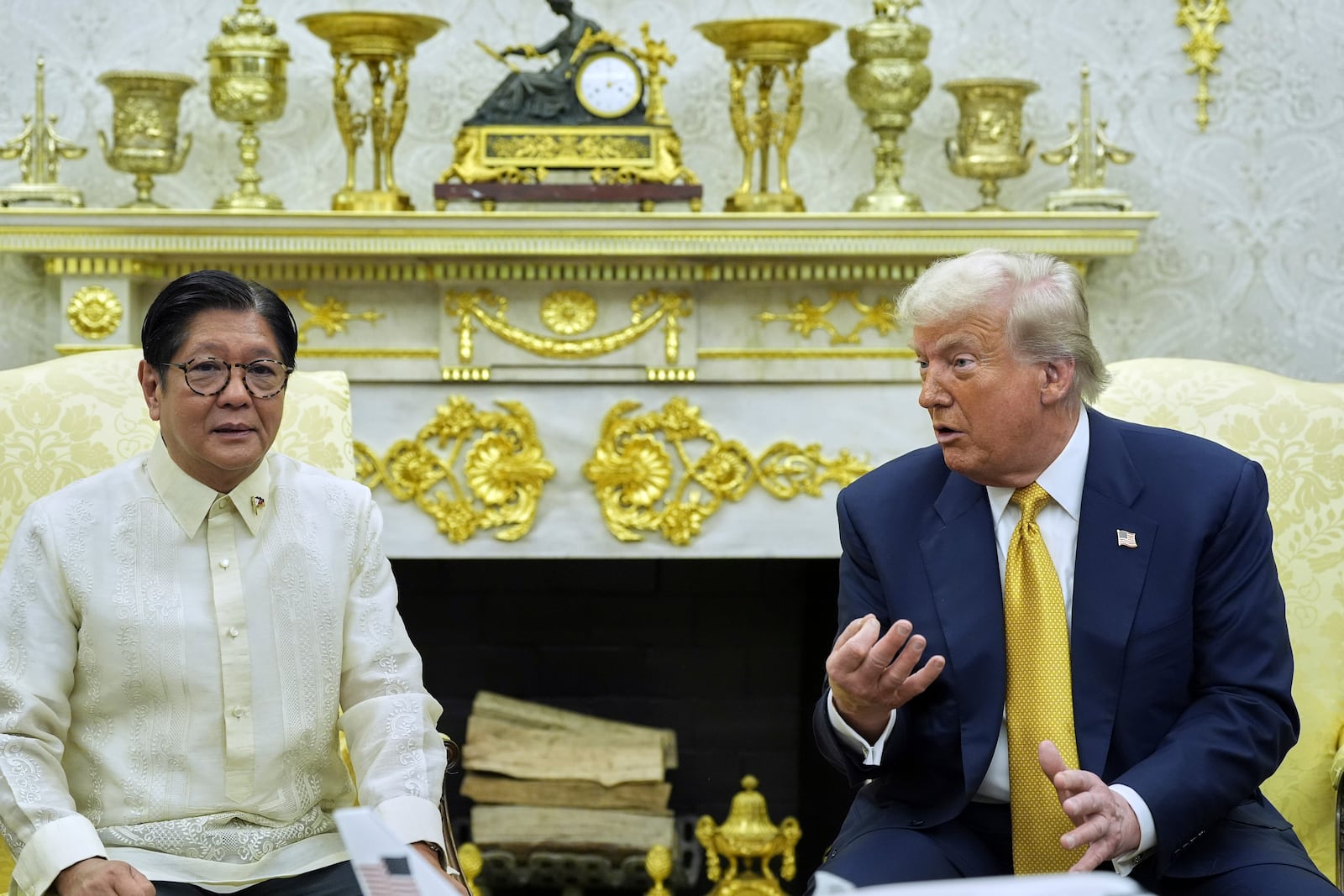 President Donald Trump meets with Philippine President Ferdinand Marcos Jr., in the Oval Office of the White House, Tuesday, July 22, 2025, in Washington. (AP Photo/Alex Brandon)