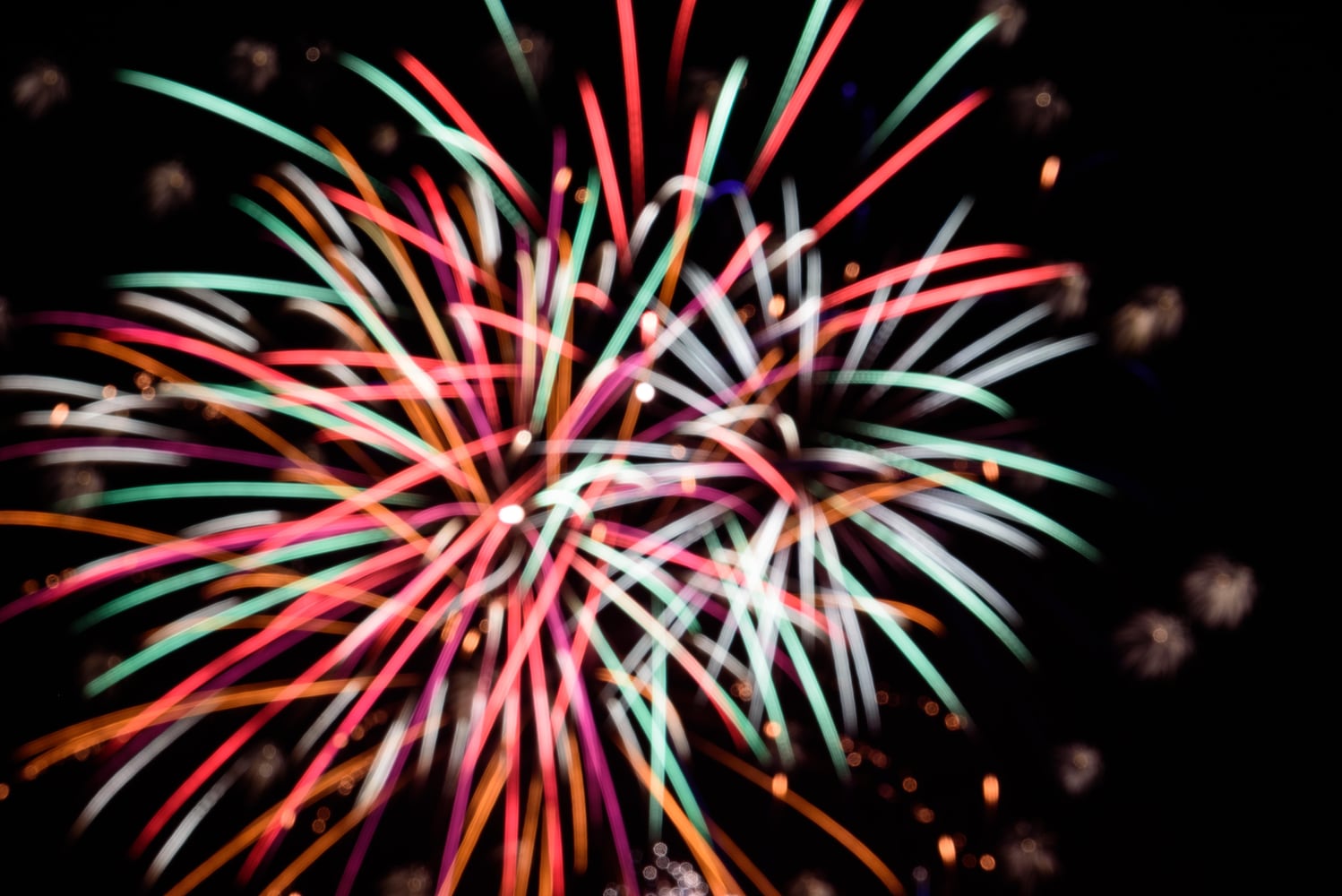 PHOTOS: Gorgeous fireworks light up the sky in Beavercreek