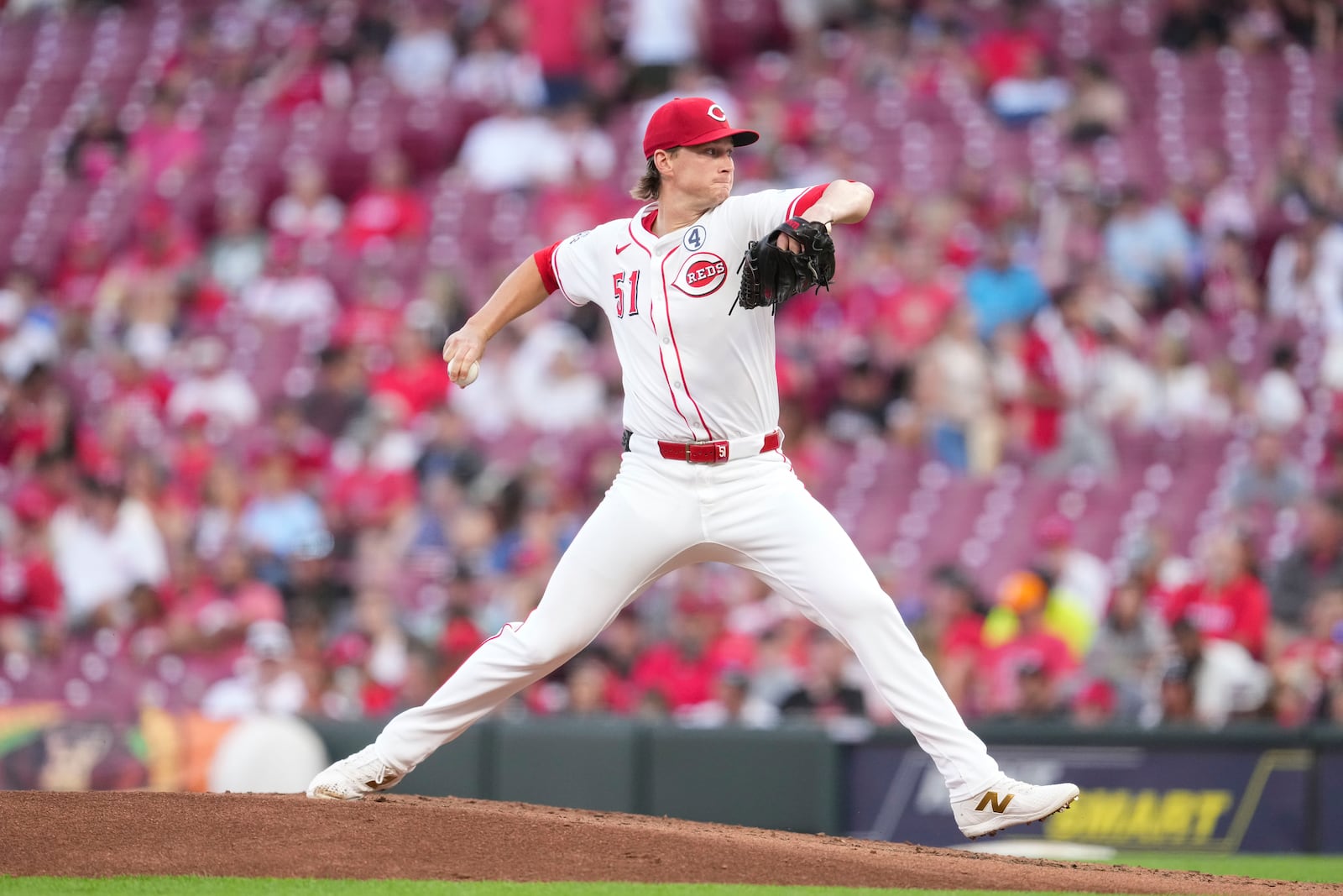 Cincinnati Reds pitcher Brady Singer throws during the third inning of a baseball game against the Milwaukee Brewers, Monday, June 2, 2025, in Cincinnati. (AP Photo/Jeff Dean)