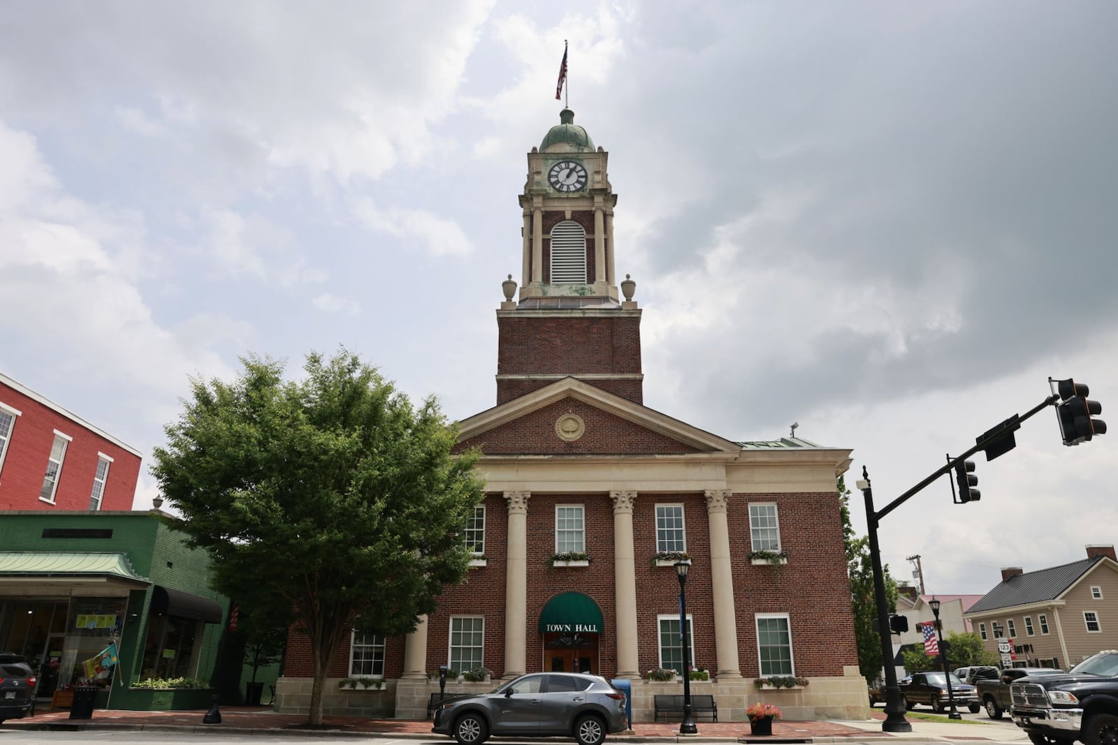 Lebanon City Hall on South Broadway Street in downtown Lebanon. NICK GRAHAM/STAFF