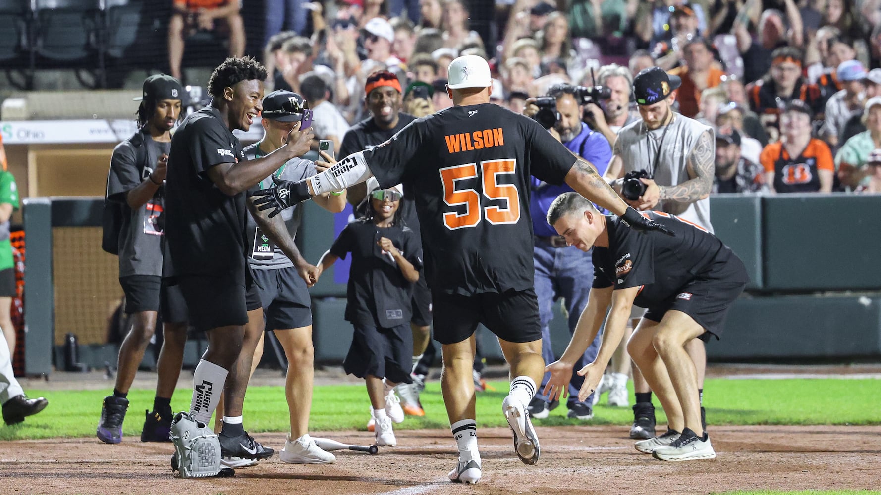 Logan Wilson Celebrity Softball Game 061125 DDN