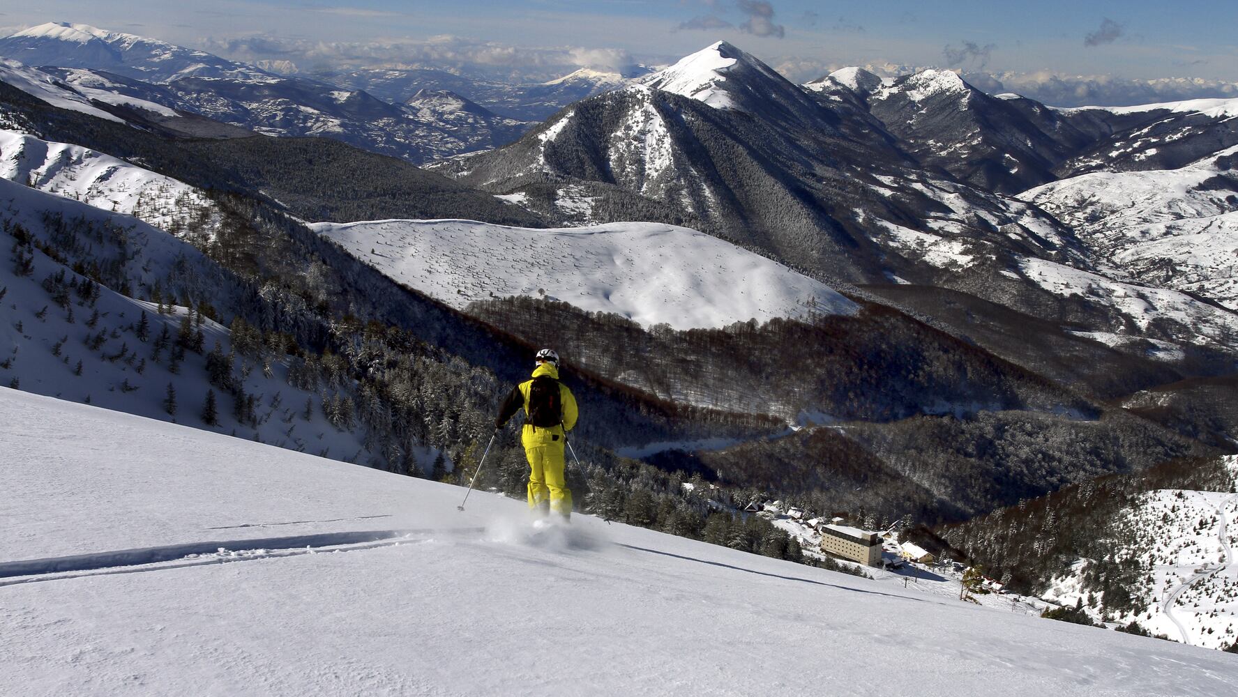 Skiing Kosovo, abandoned lifts and all