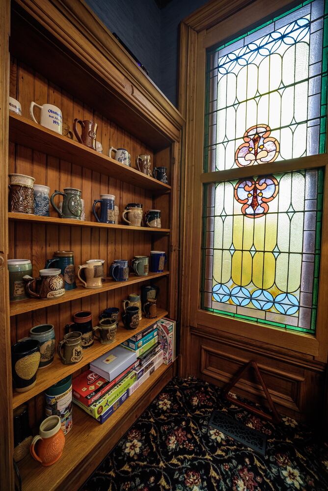 PHOTOS: The Oregon Historic District’s Virtual Grand Holiday Tour of Homes