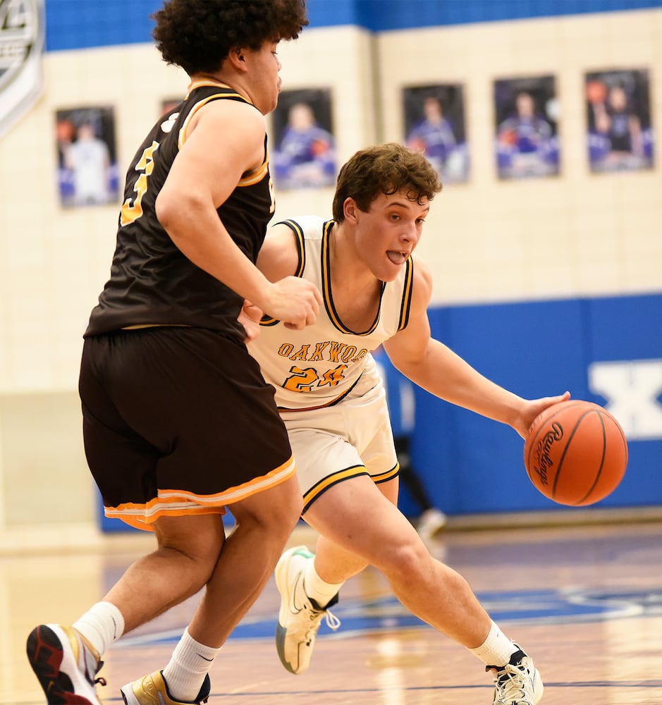 Oakwood vs. Kenton Ridge, Urbana vs. Valley View boys basketball