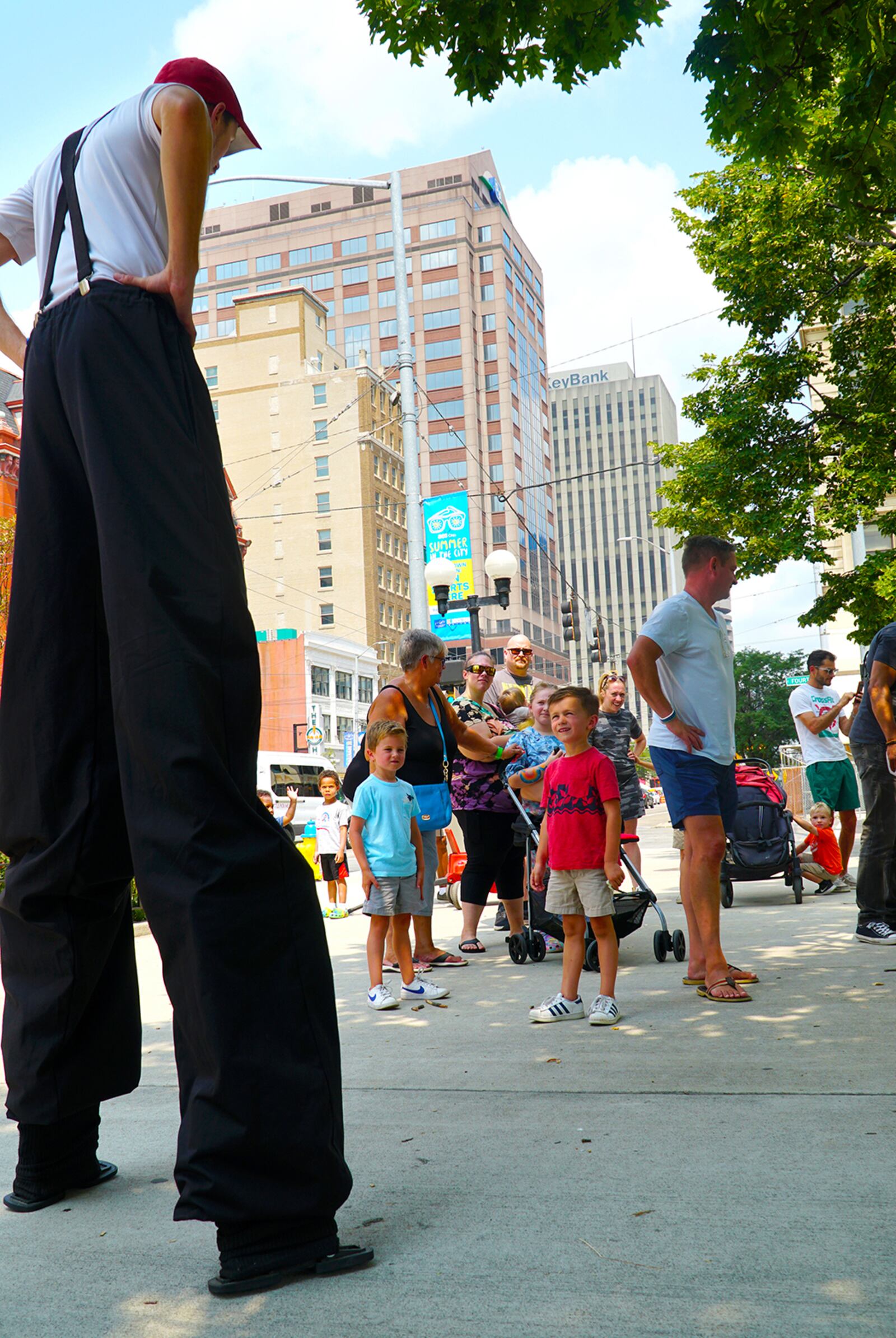The AES Ohio Summer in the City signature event, Art in the City, returns to downtown Dayton on Saturday, August 6, 2022. Over 300 artists will be stationed around downtown’s core to celebrate the visual and performing arts through performances, demonstrations, hands-on projects, a Juried Art Show, Artisan Market and more.