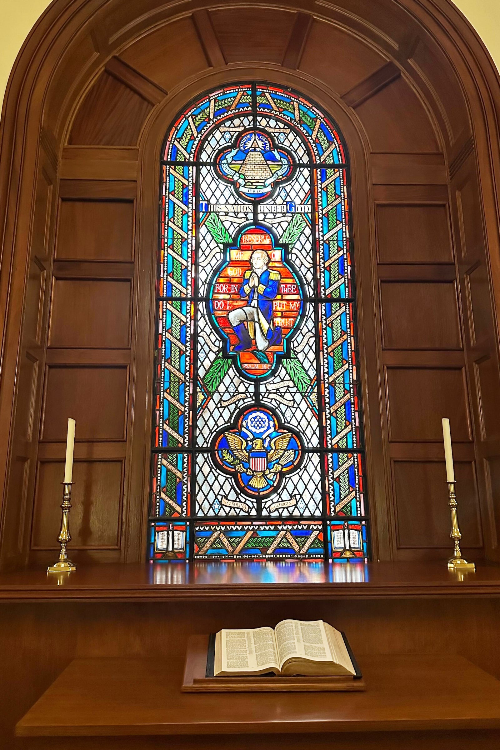 The alter in the Congressional Prayer Room at the U.S. Capitol is photographed Wednesday, May 21, 2025, in Washington. (AP Photo/Lisa Mascaro)