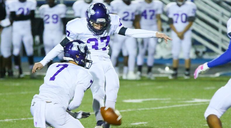 Middletown’s Cole Smith (37) makes a field goal during the first half of a game at Hamilton on Oct. 21, 2016. GREG LYNCH/STAFF