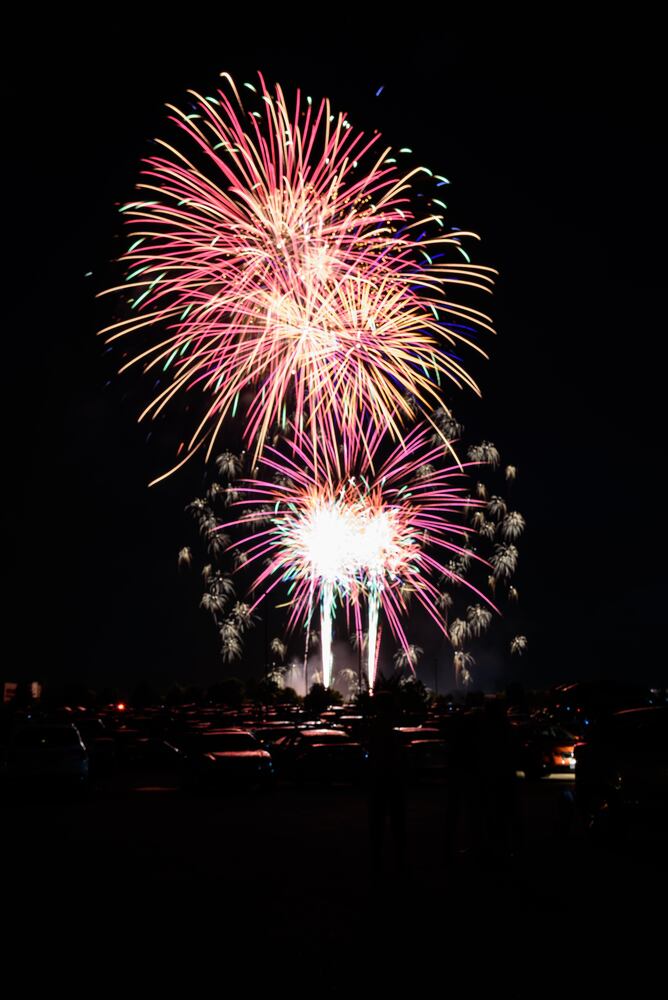 PHOTOS: Gorgeous fireworks light up the sky in Beavercreek