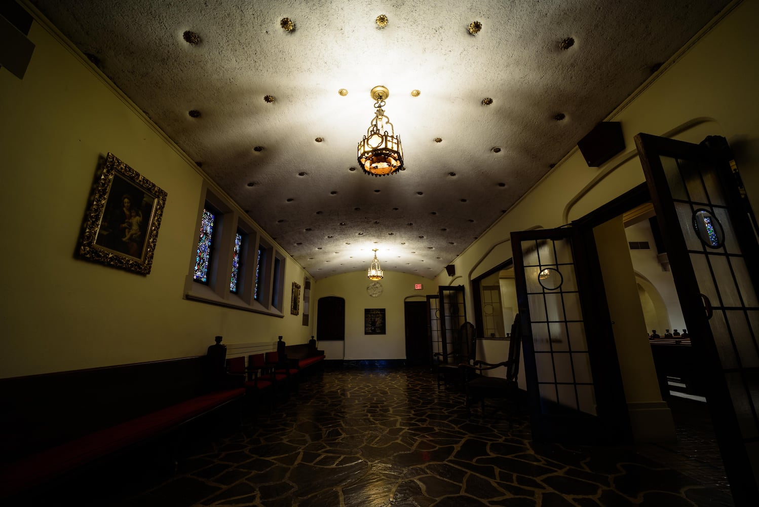 PHOTOS: See the stunning Grace United Methodist Church decked out for the holidays