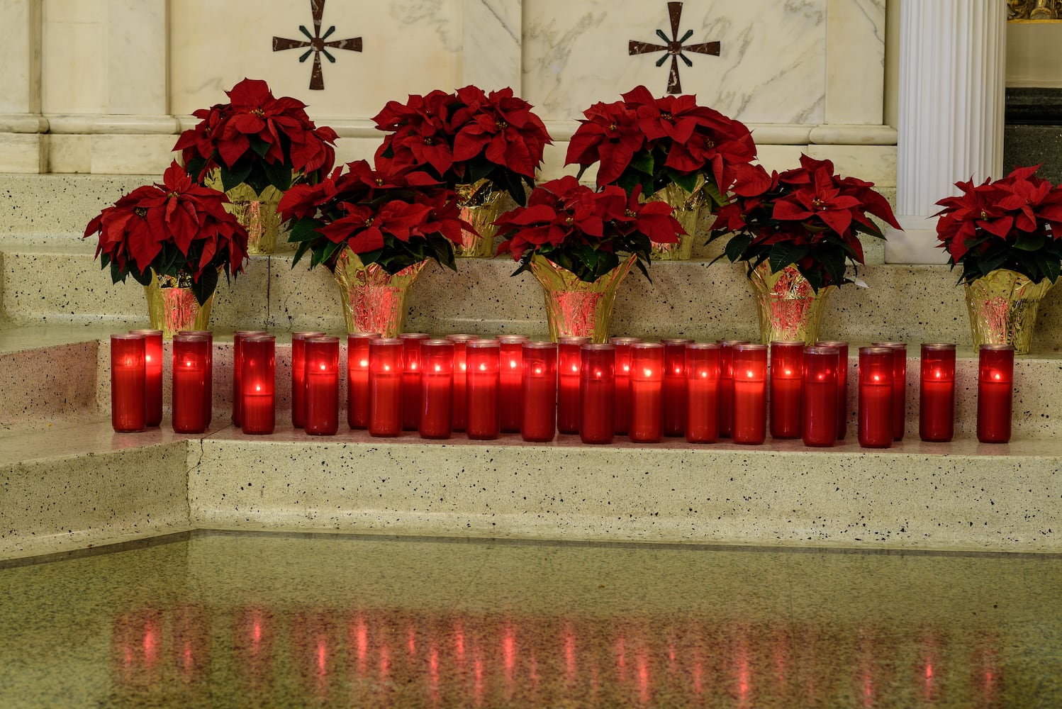 PHOTOS: The exquisite Annunciation Greek Orthodox Church decorated for Christmas