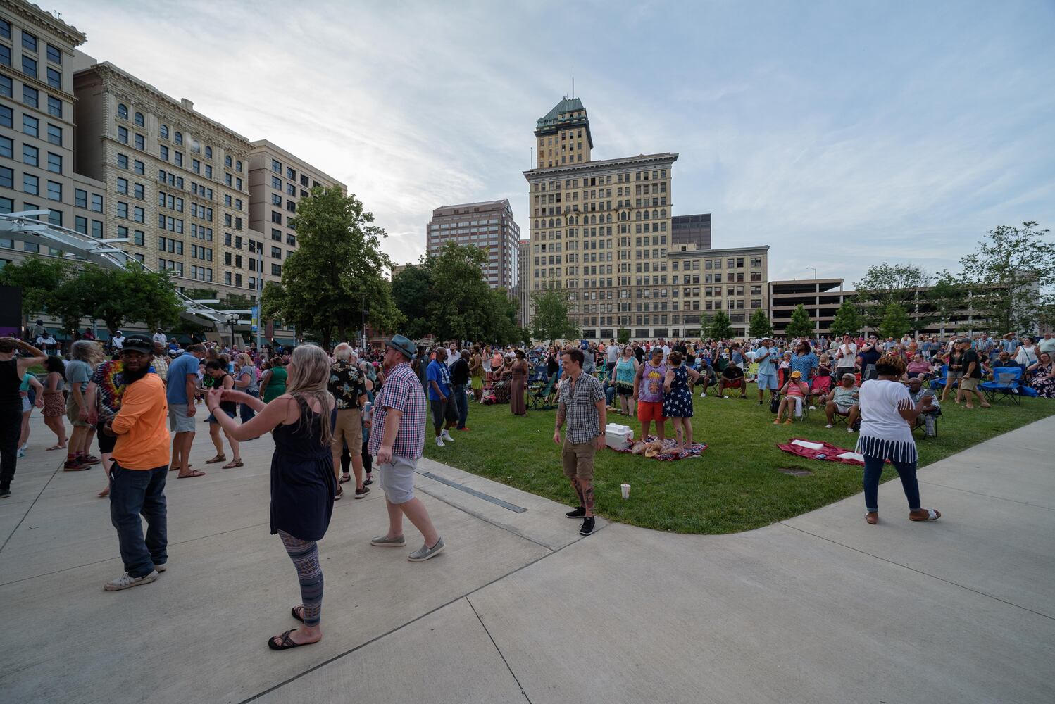 PHOTOS: Shamarr Allen kicks off the 2021 Levitt Pavilion Dayton concert season!