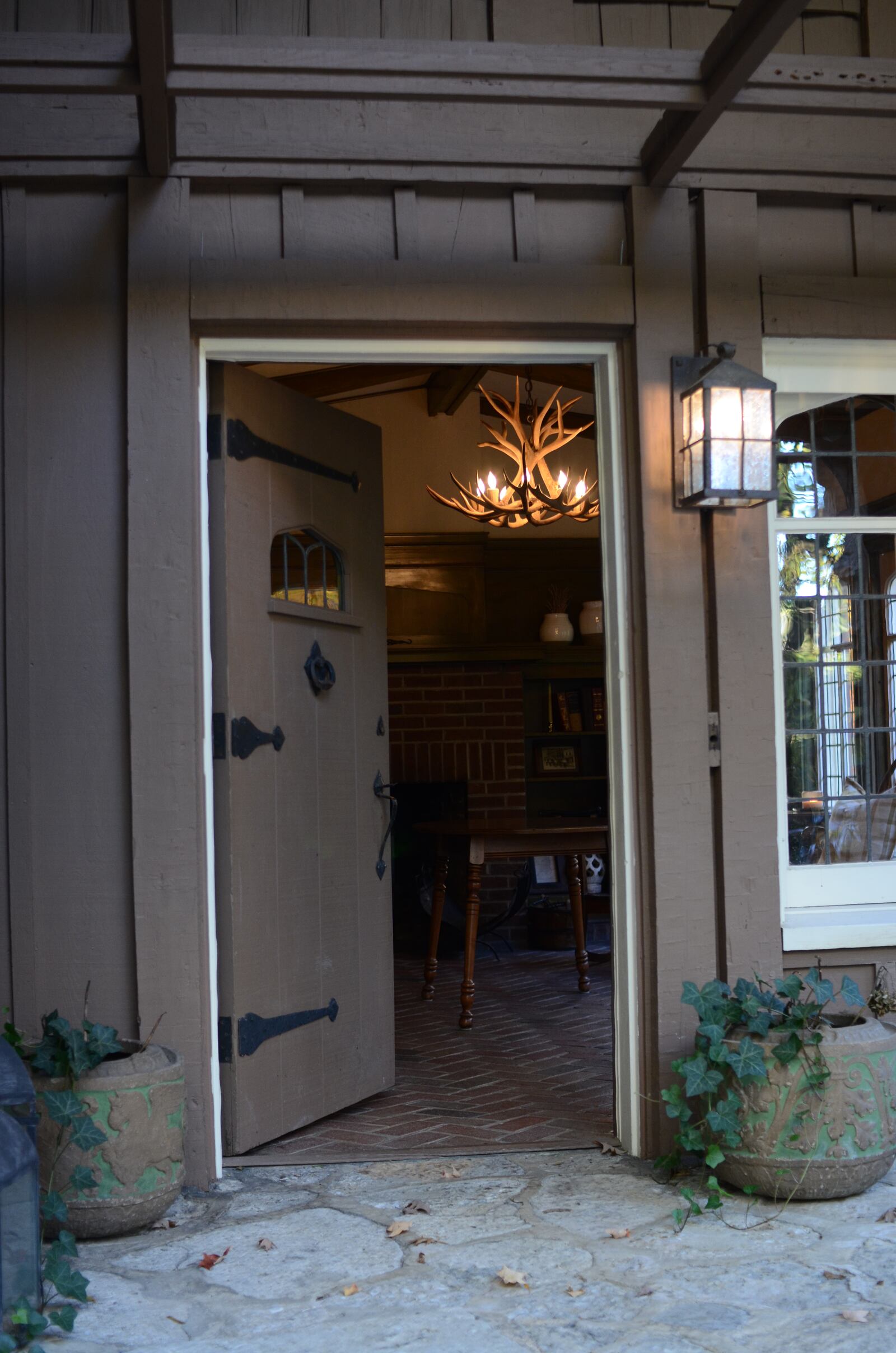 With a natural talent for crafting and landscaping, Sarena Kelley does much of the home's renovation work herself. 