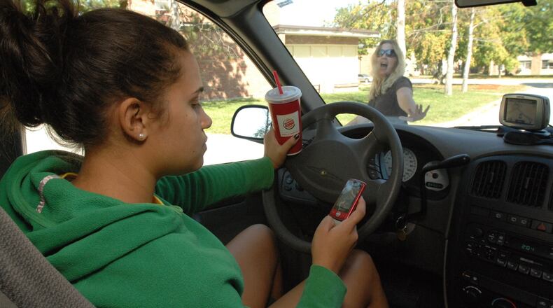 Eating or texting while driving remain safety problems for motorists who get distracted while driving, according to the Ohio State Highway Patrol.