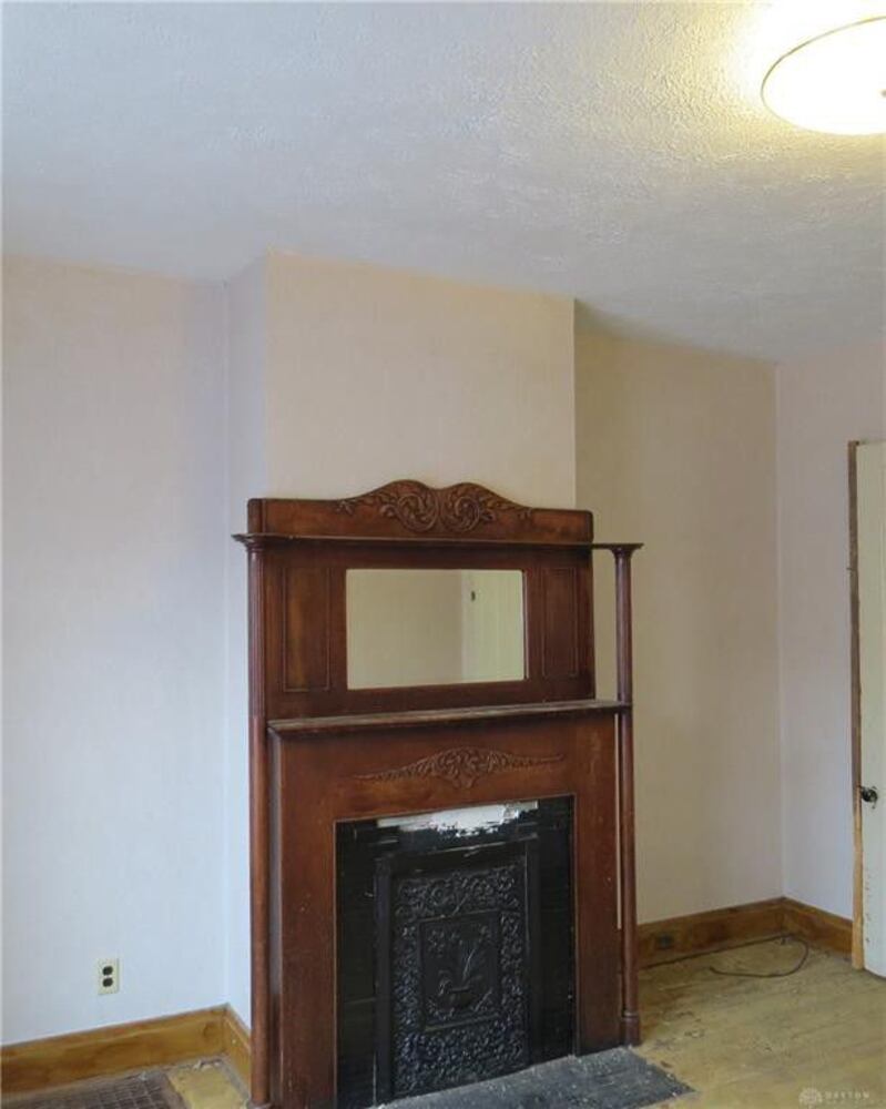 PHOTOS: This 3-bedroom Dayton home is on the market for less than $40K