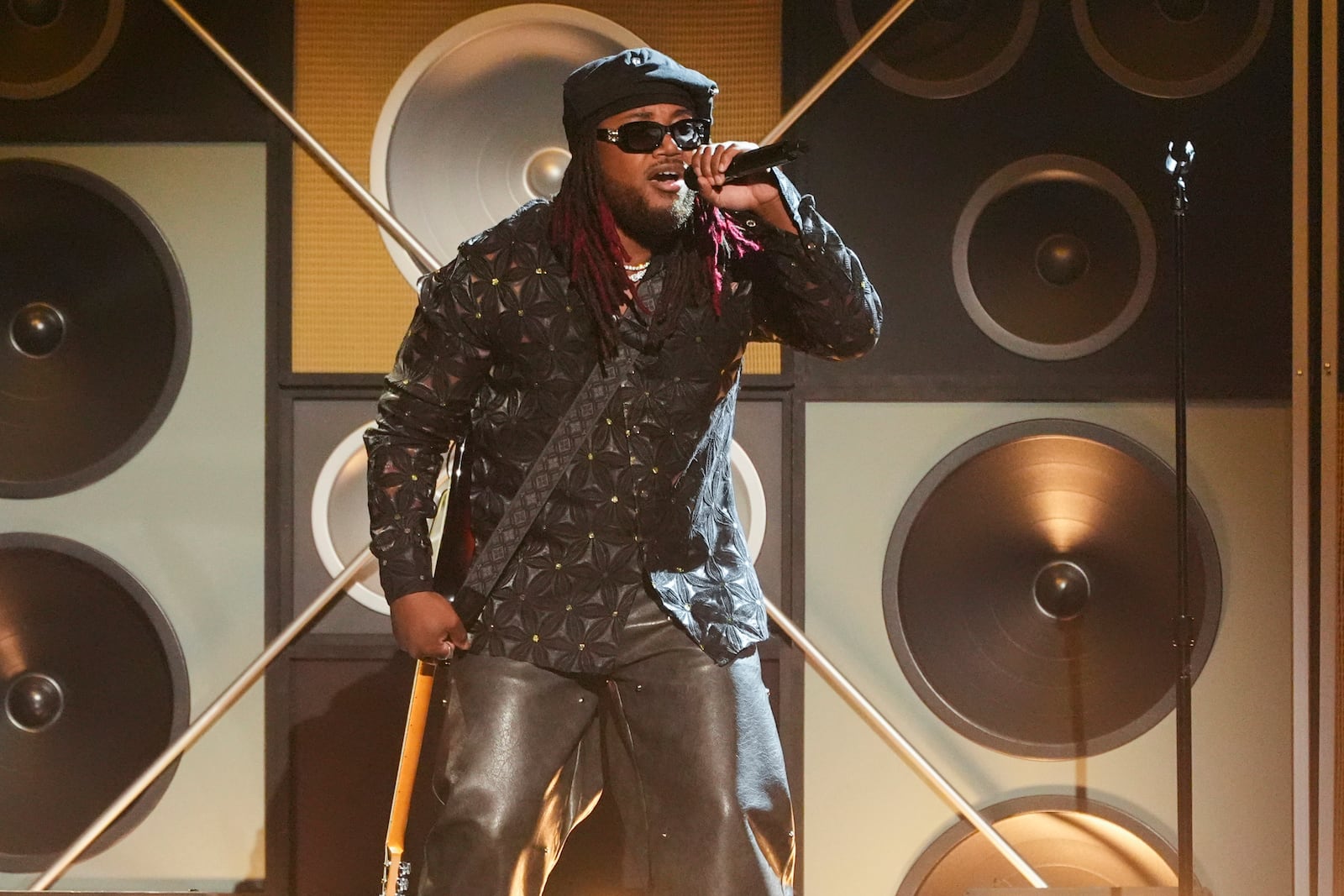 FILE - Leon Thomas performs "Mutt" during the BET Awards in Los Angeles on June 9, 2025. (AP Photo/Chris Pizzello, File)