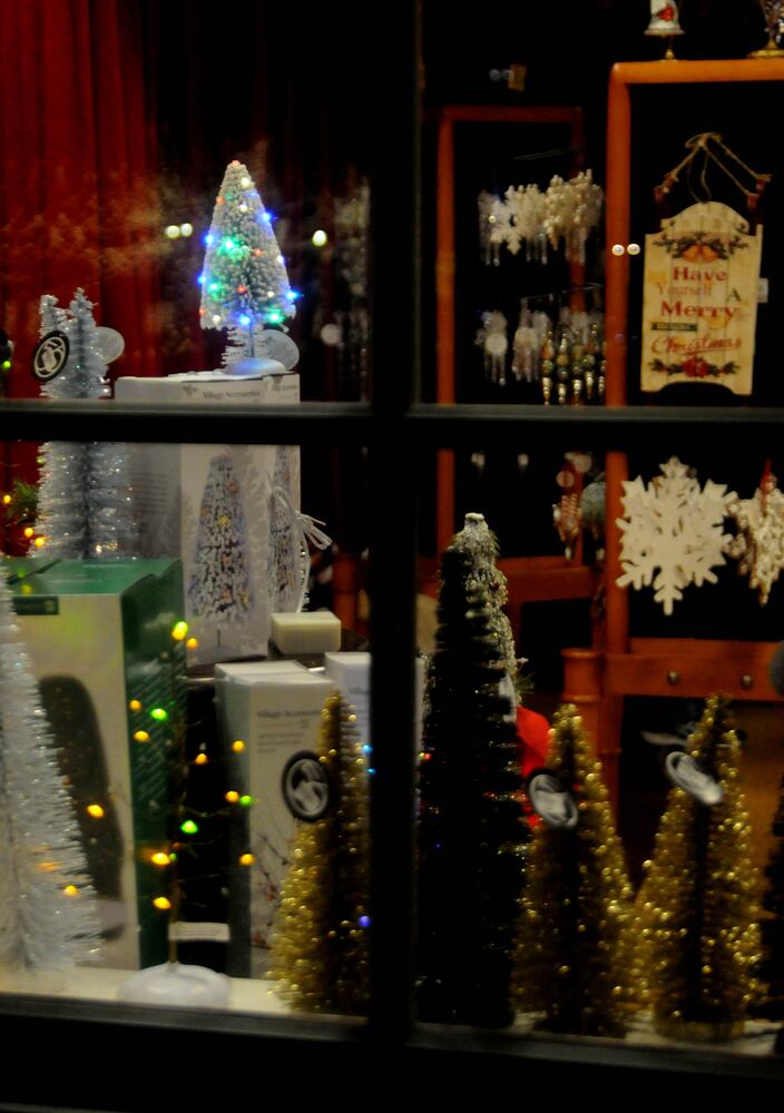 PHOTOS: Did we spot you at Carillon’s Tree of Light illumination?
