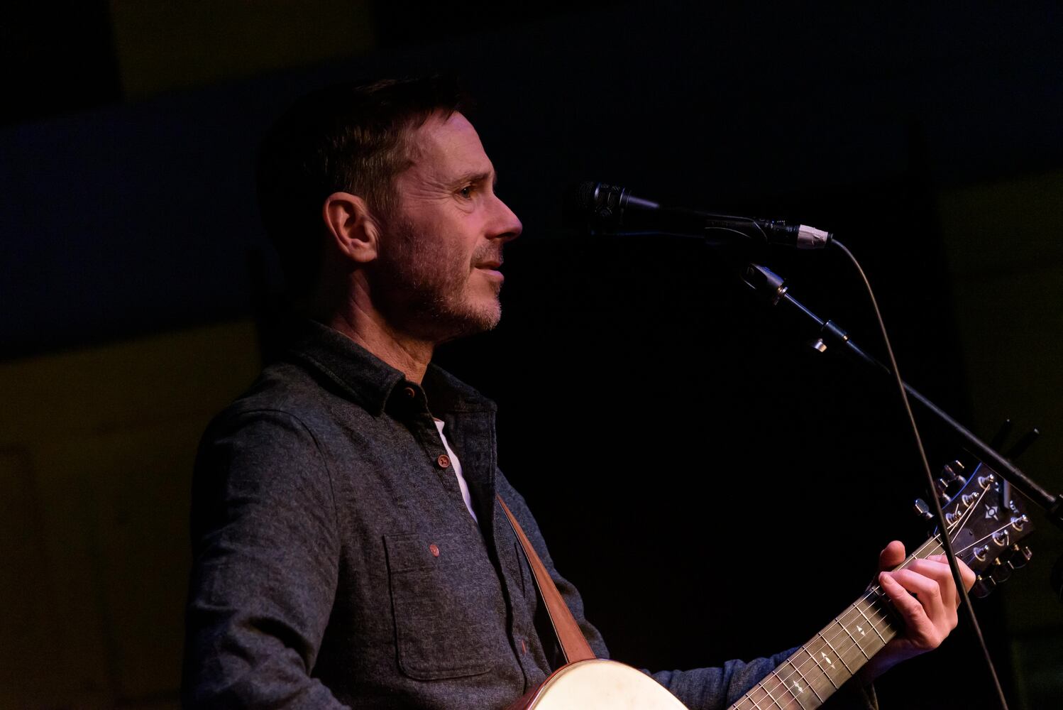 PHOTOS: Toad the Wet Sprocket’s Glen Phillips plays sold-out show at Yellow Cab Tavern