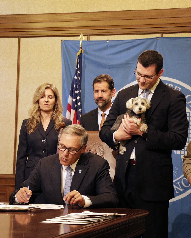 News hounds (5/14/15)