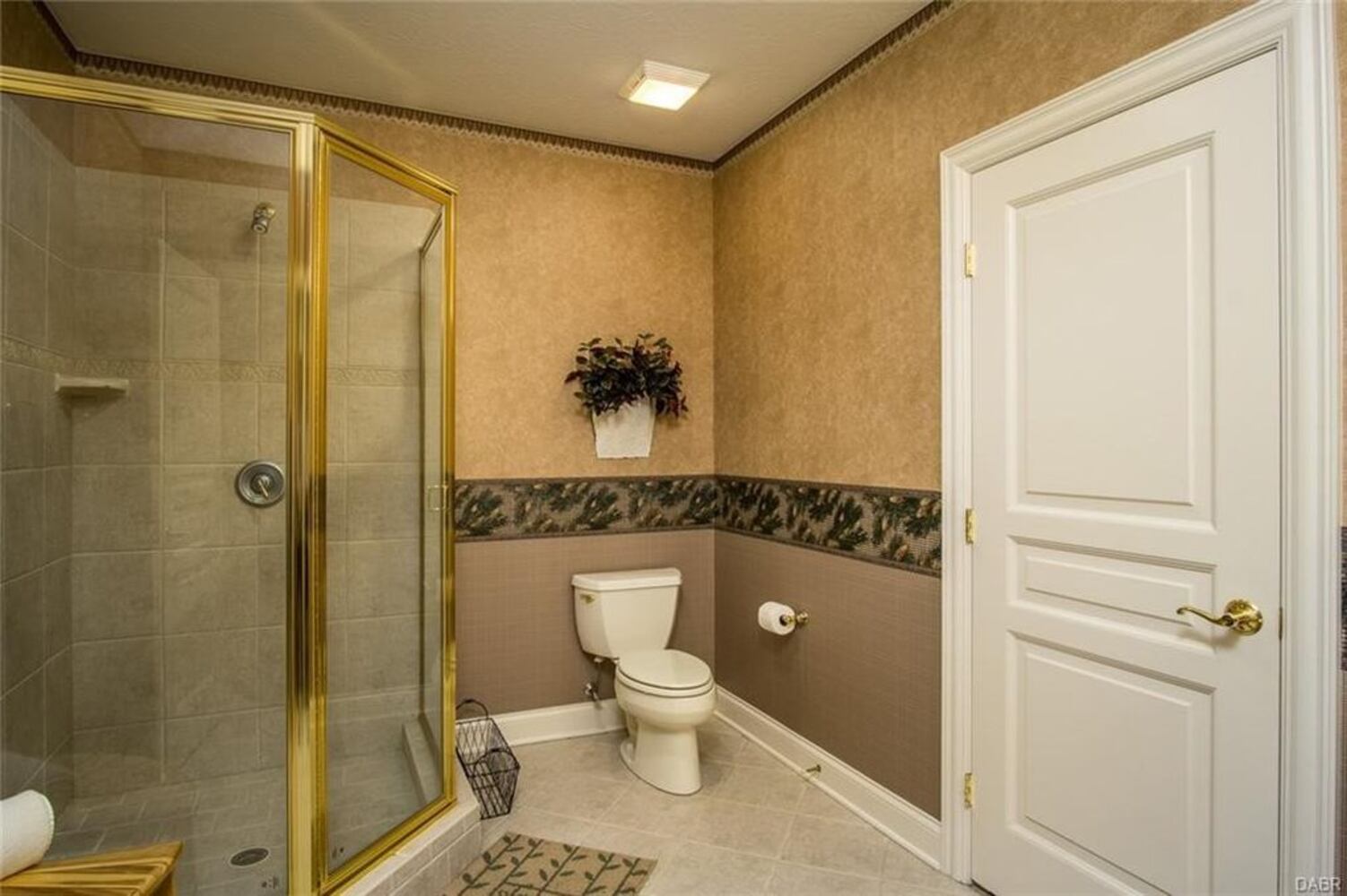 PHOTOS: Nearly $1M Dayton-area home has huge open space