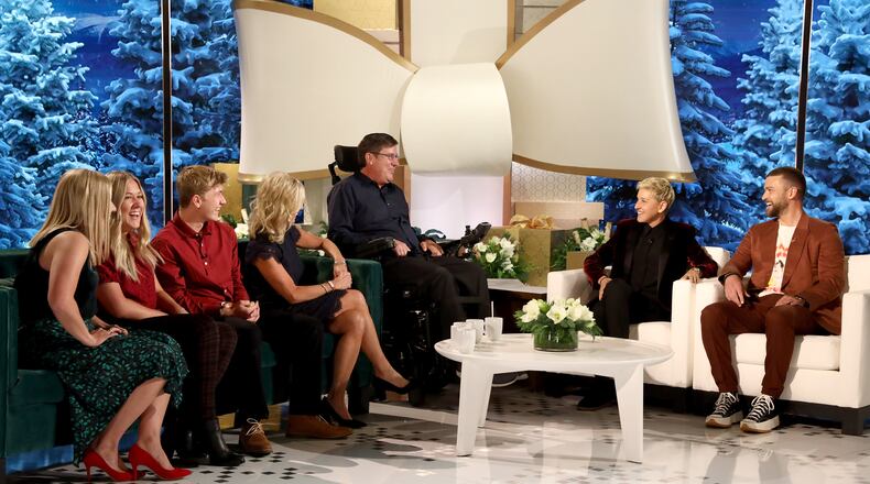 ELLEN'S GREATEST NIGHT OF GIVEAWAYS -- "Justin Timberlake" -- Pictured: (l-r) The Bender Family, Ellen DeGeneres, Justin Timberlake -- (Photo by: Mike Rozman/NBC). Stan and Dee Bender and their children, Tag, Ireland and Madyson, live in Troy.