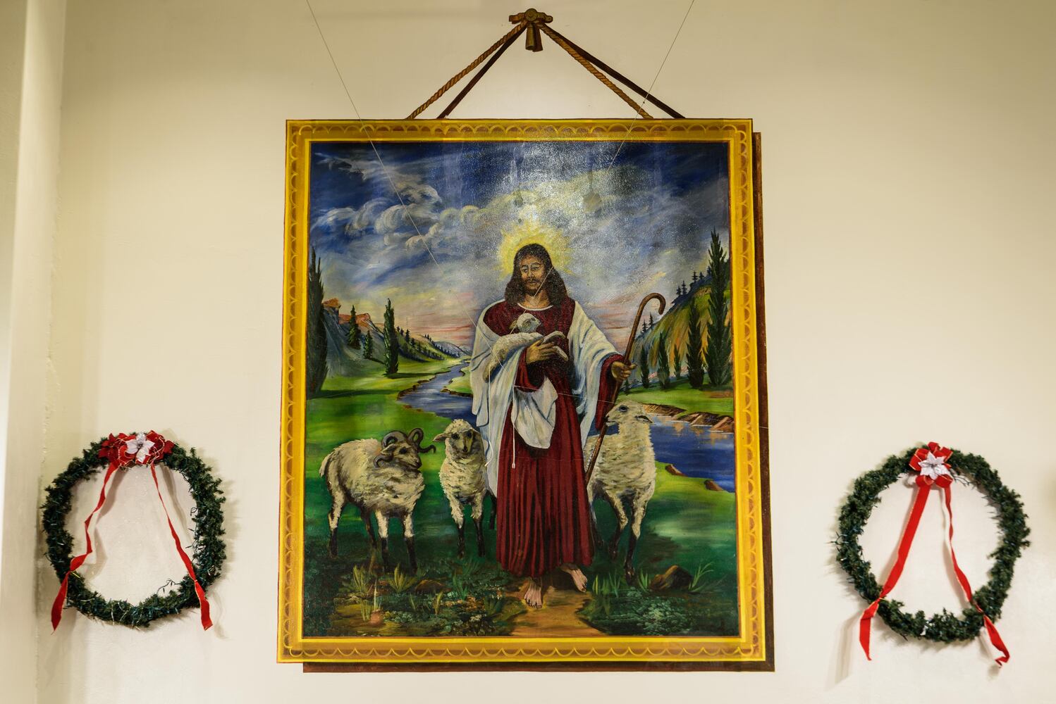 PHOTOS: A look inside McKinley United Methodist Church decorated for Christmas
