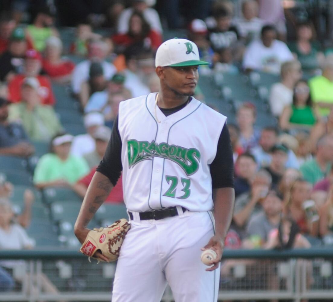 Cubs 6, Dragons 1
