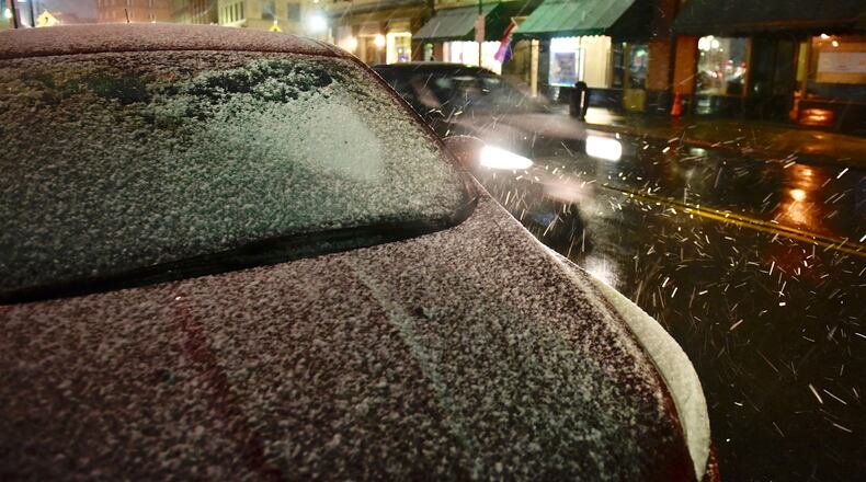 First snowfall of the season for Miami Valley