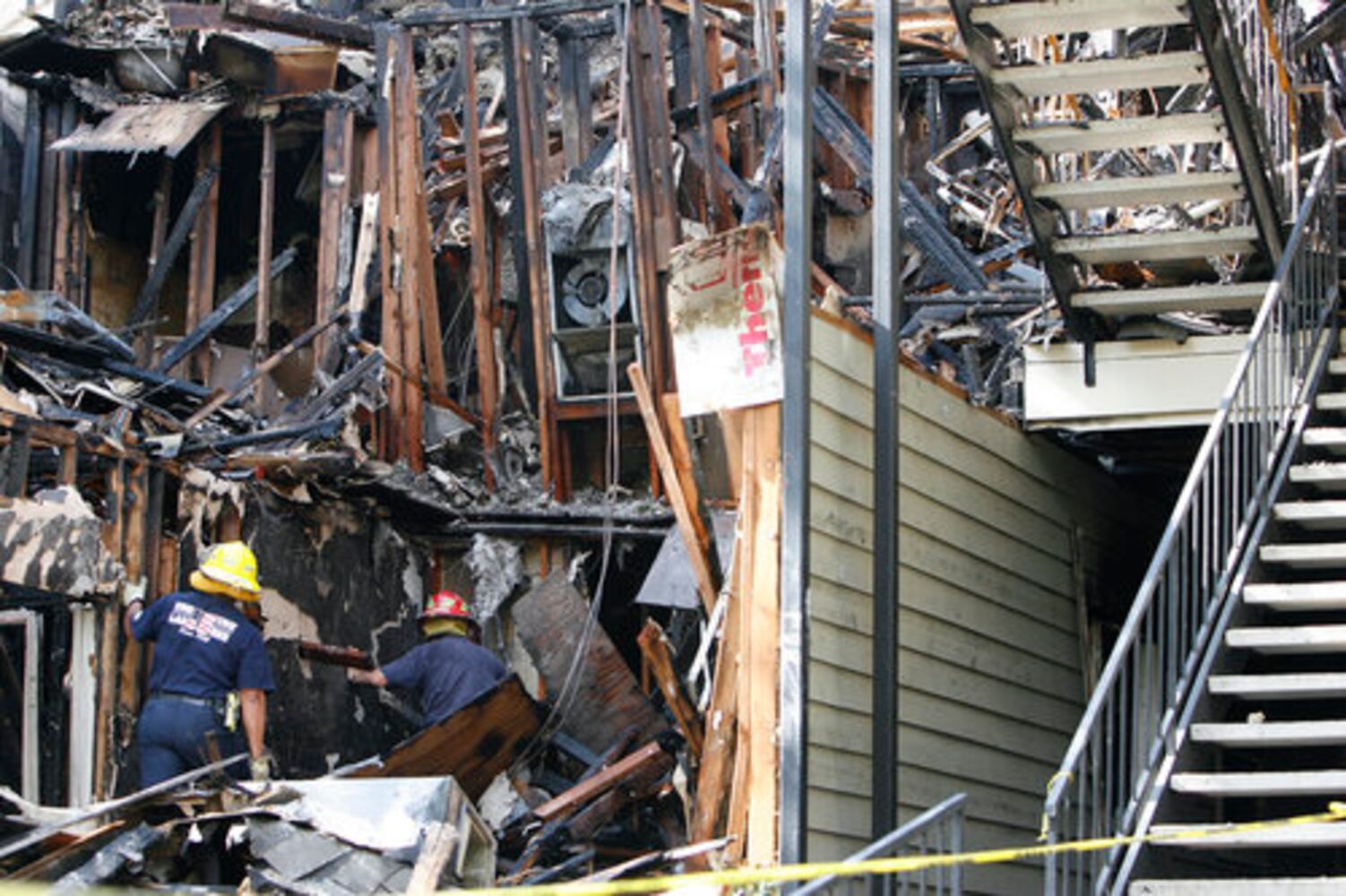 Fire at Edge Creek apartments, 07.19.09