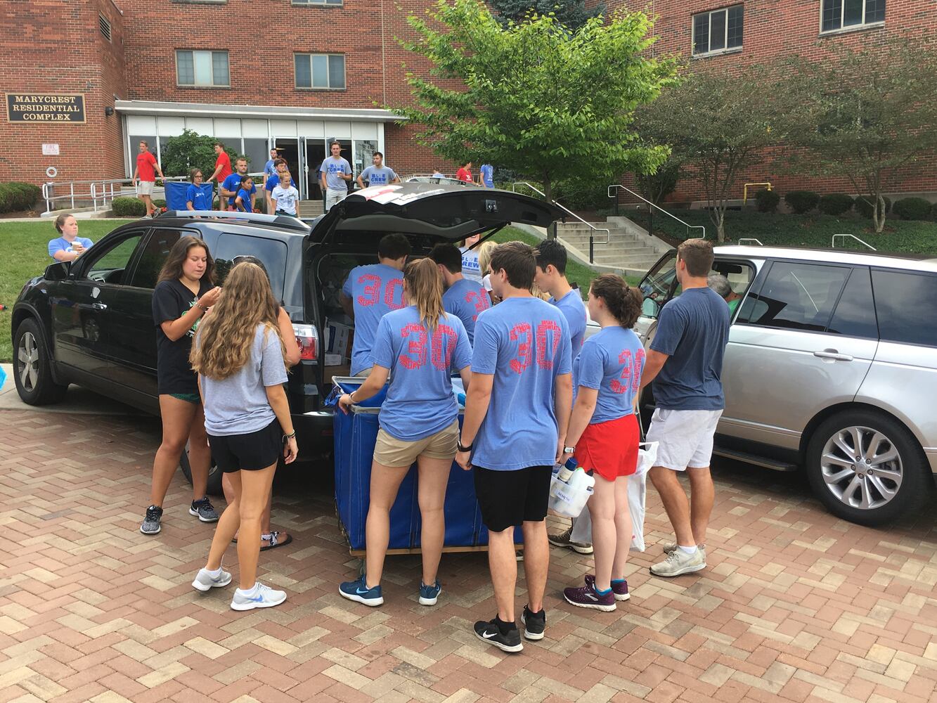 PHOTOS: More than 2K freshmen arrive at UD