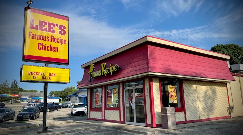 Lee’s Famous Recipe Chicken hopes to open a new restaurant in Franklin by Christmas. The current restaurant is located at 1031 E. Second St. NATALIE JONES/STAFF