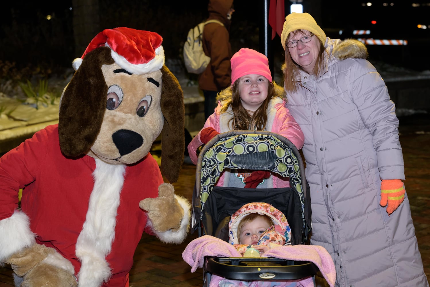 PHOTOS: 2025 Kettering Mayor's Tree Lighting at Lincoln Park Civic Commons