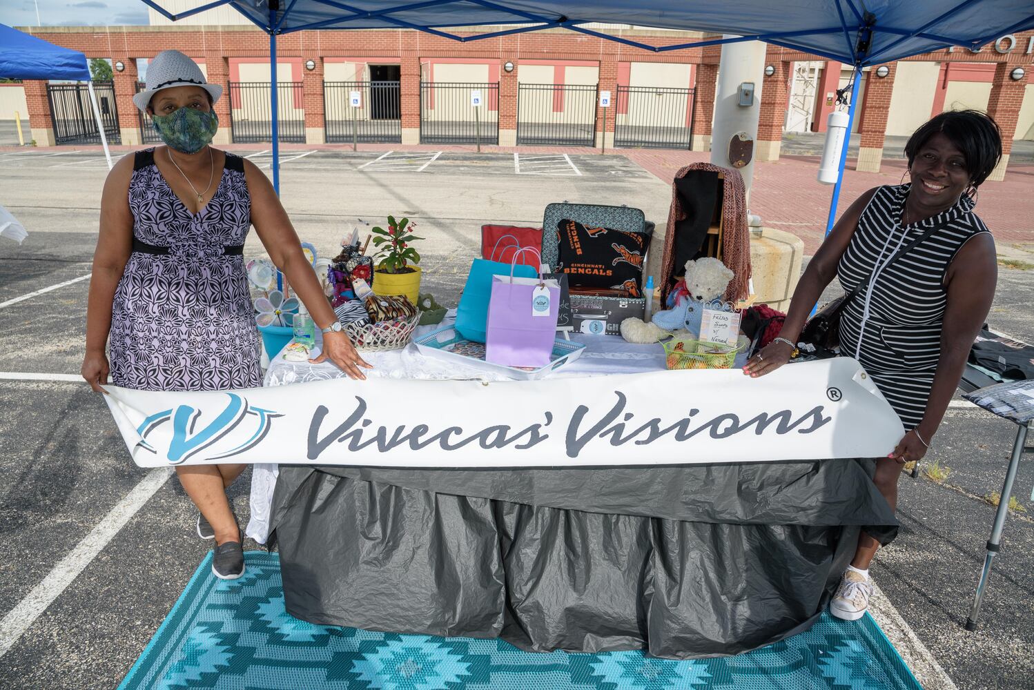 Fashion Meets Food Truck Rally 2020