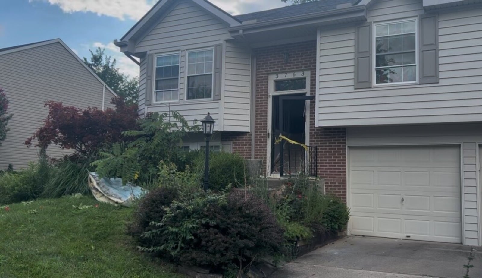 An hourslong standoff in Deerfield Twp. led to a technical malfunction that sent out alerts to all Warren County residents and others in surrounding counties. Alex Null/WCPO