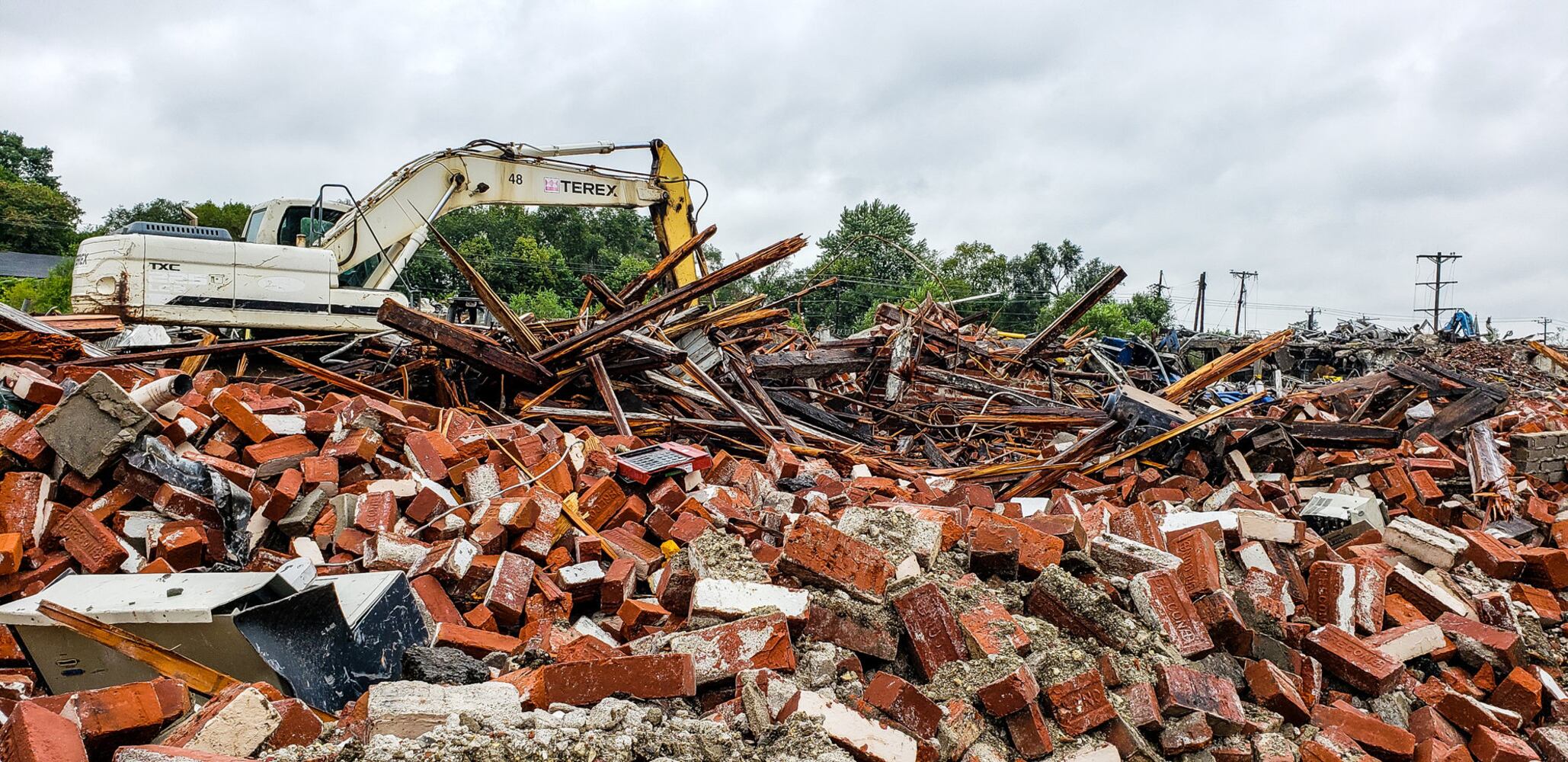 Demolition continues at former Franklin Boxboard building