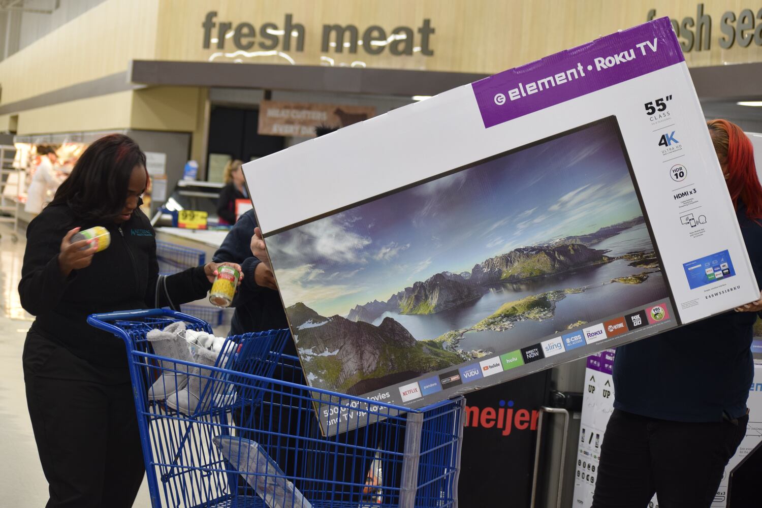 PHOTOS: Did we spot you Thanksgiving shopping today?