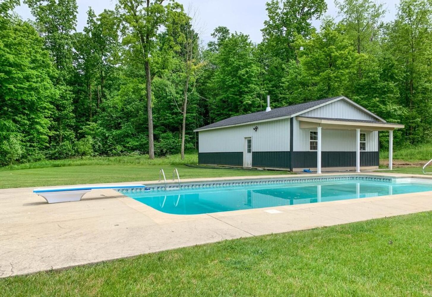 Photos: Luxury home on 30 acres with swimming pool