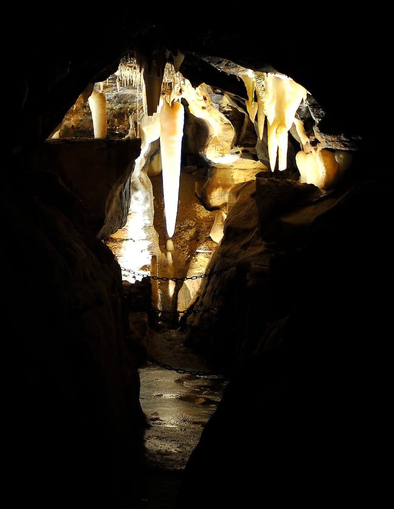 Hidden beauty bring Ohio Caverns alive