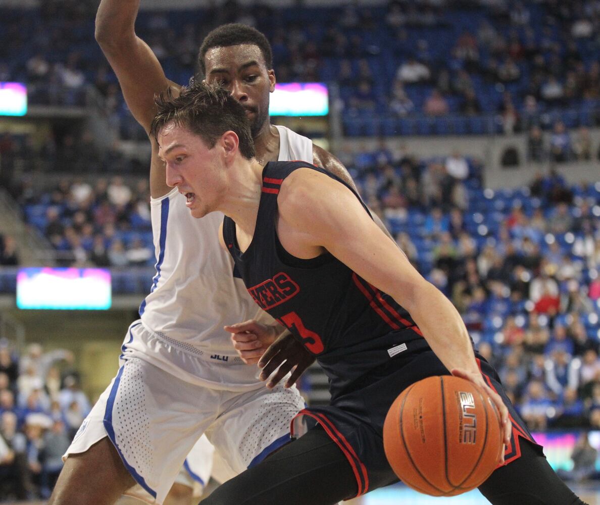 Twenty photos: Dayton Flyers vs. Saint Louis