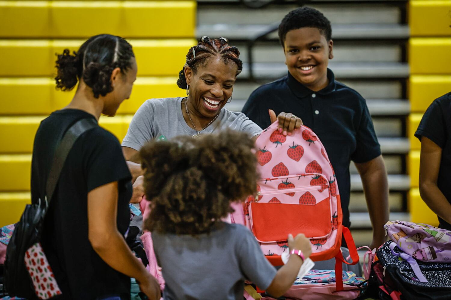 DPS Westwood kids get backpacks